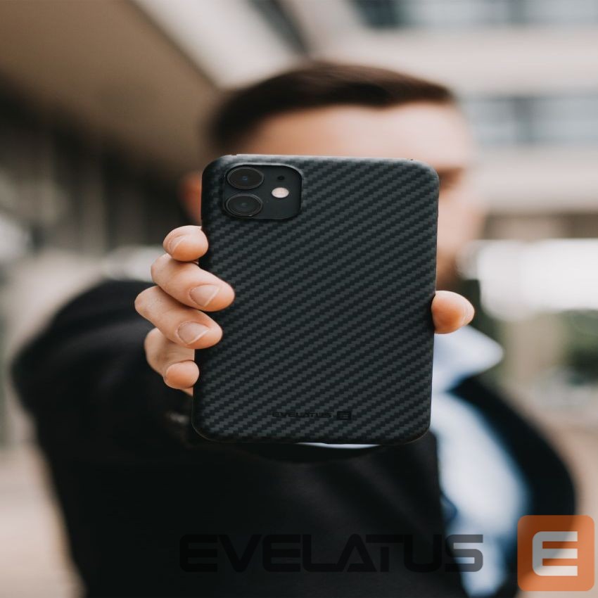 Чехол на заднюю панель Evelatus Apple iPhone 11 Pro Premium Carbon Case ECCI11 Black