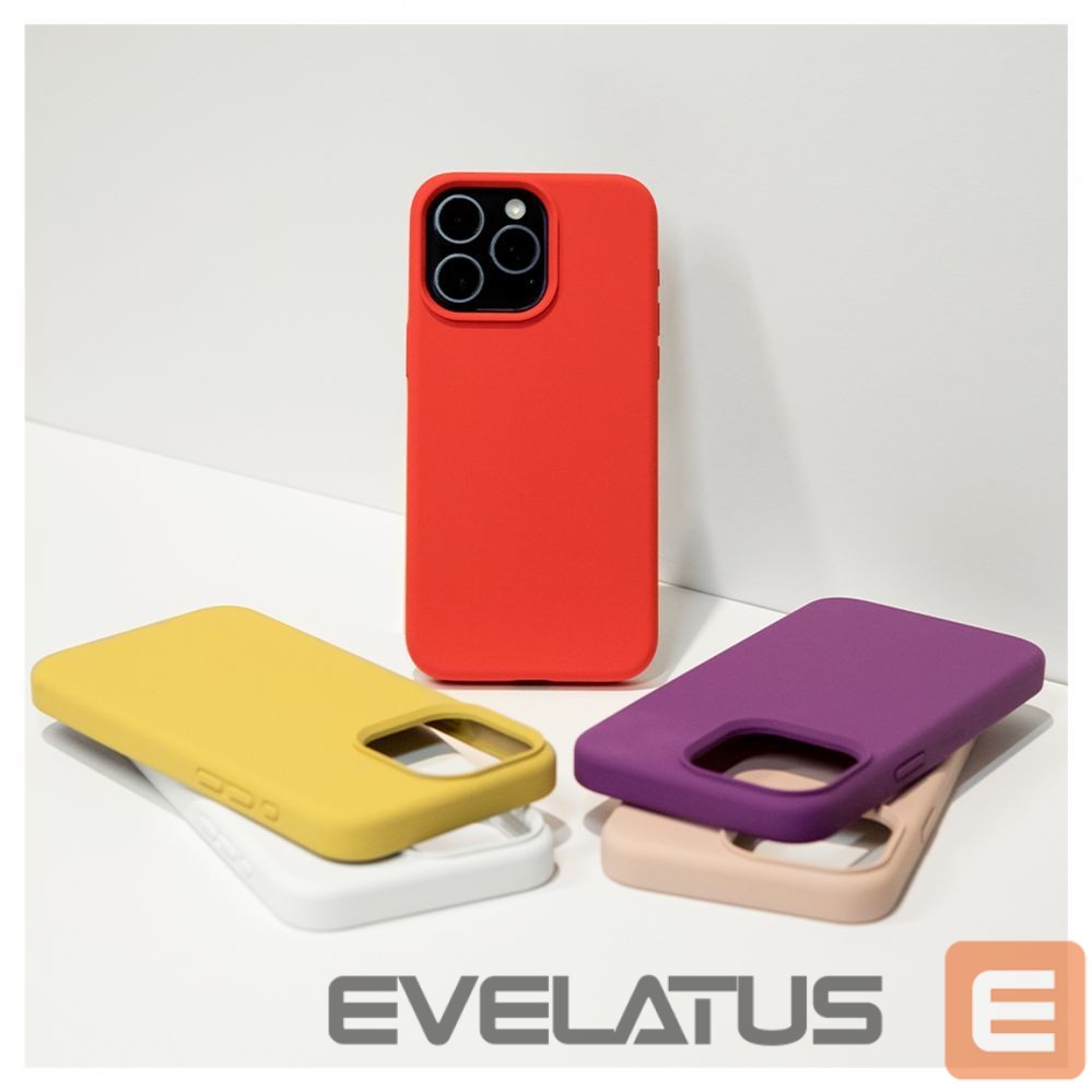Чехол на заднюю панель Evelatus Apple iPhone 15 Pro Premium Soft Touch Silicone Case Red