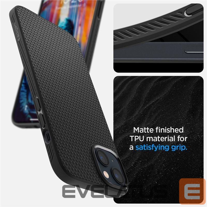 Чехол на заднюю панель Spigen Black