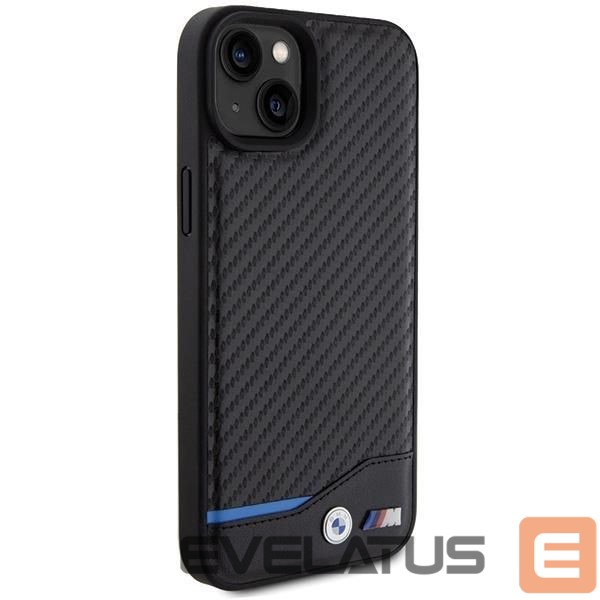 Чехол на заднюю панель BMW BMW Leather Carbon case for iPhone 15 Plus - black